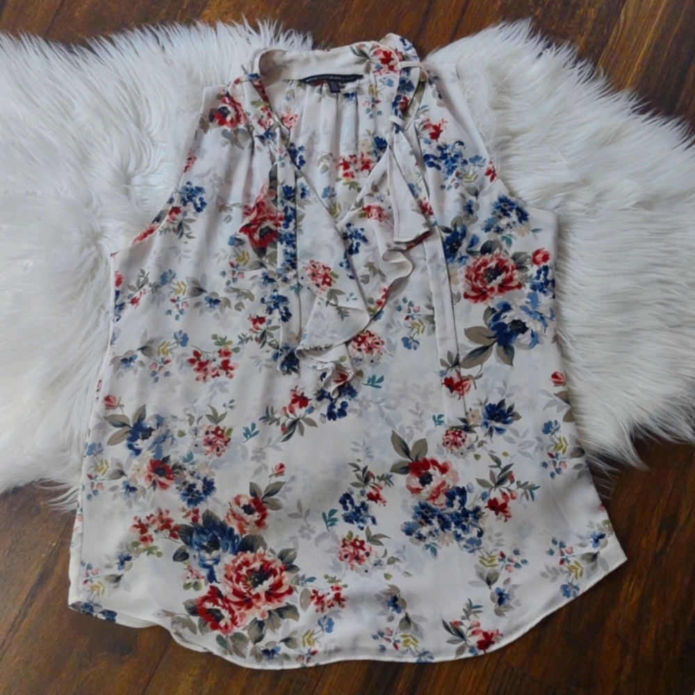 WHBM Top